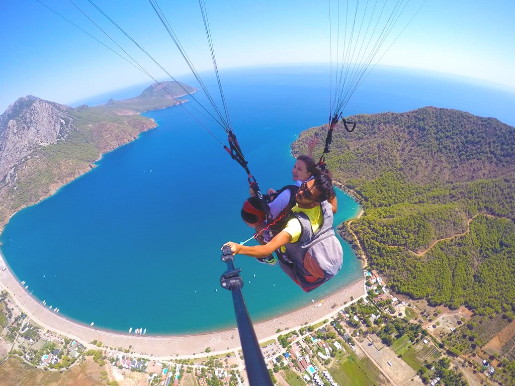 Paragliding in Kemer