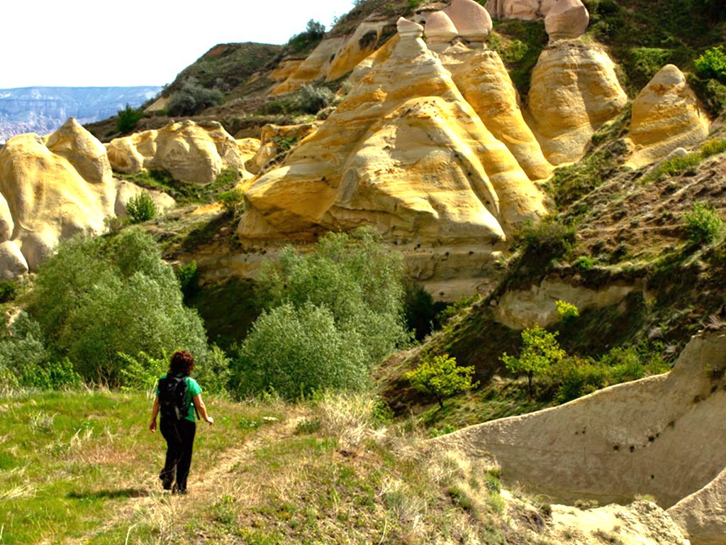 Red Valley Hiking Tour in Cappadocia