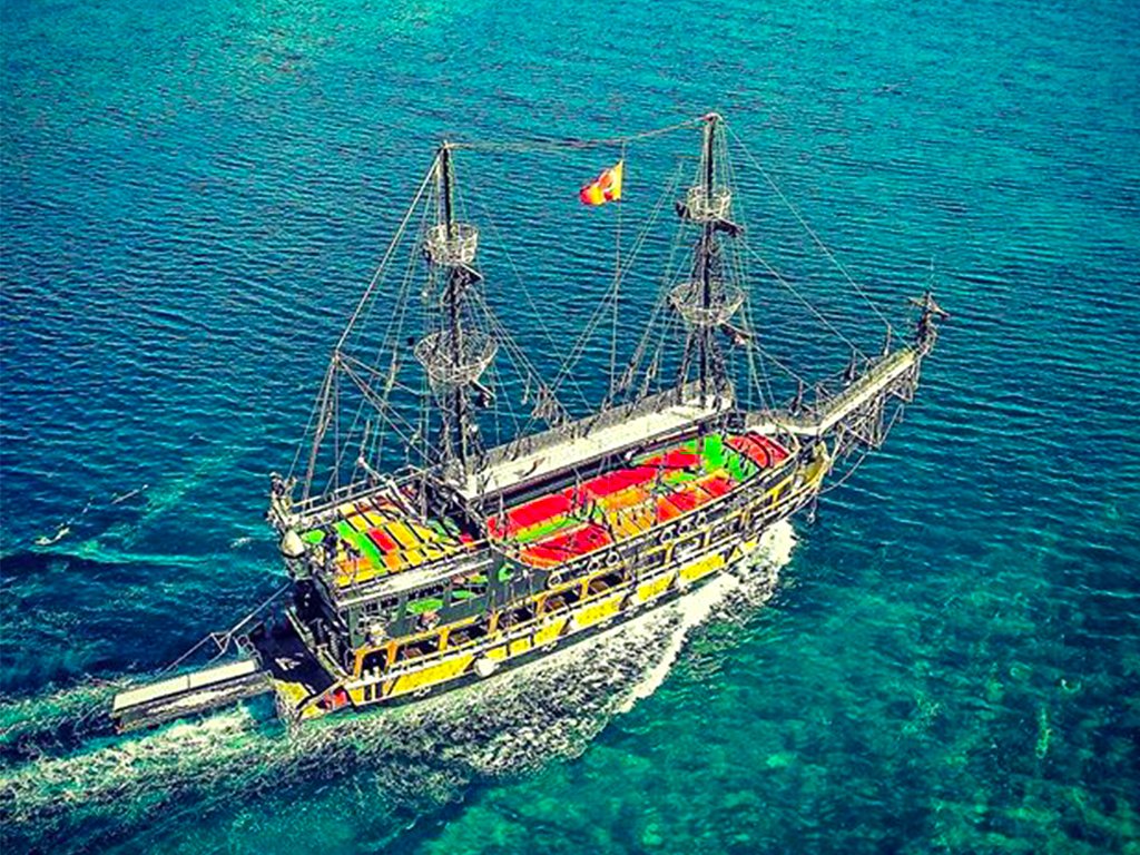 Bodrum Pirate Boat Trip